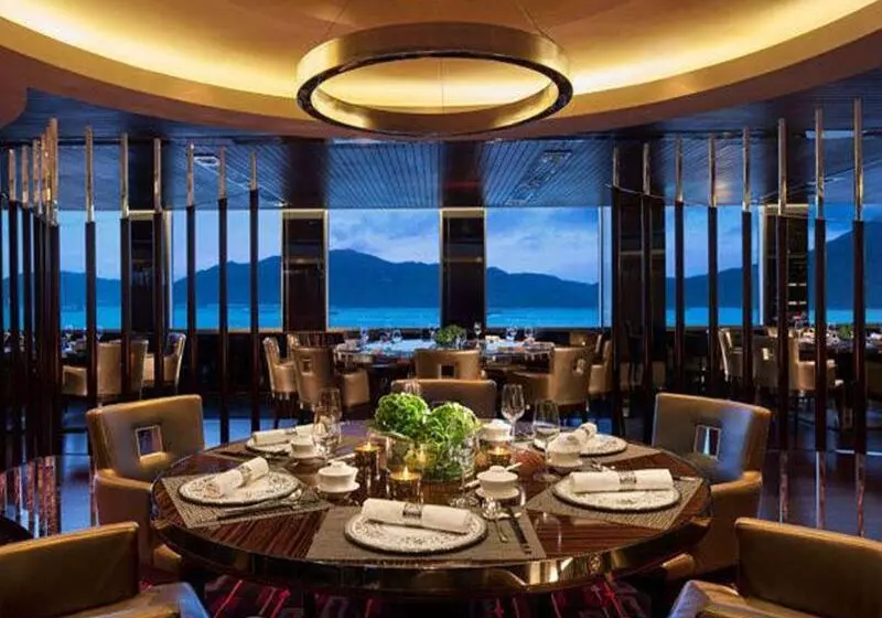 هتل Hong Kong Skycity Marriott