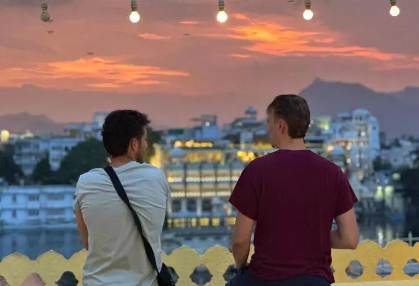 호텔 Hostel Mantra