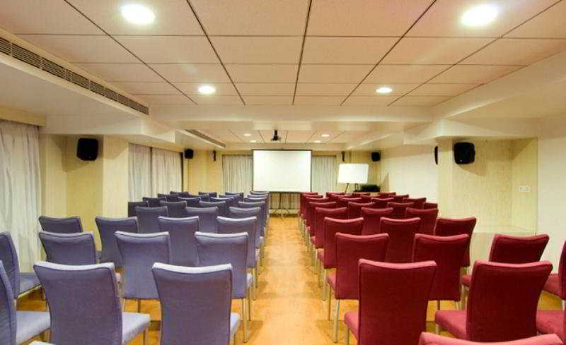 فندق Iris The Business