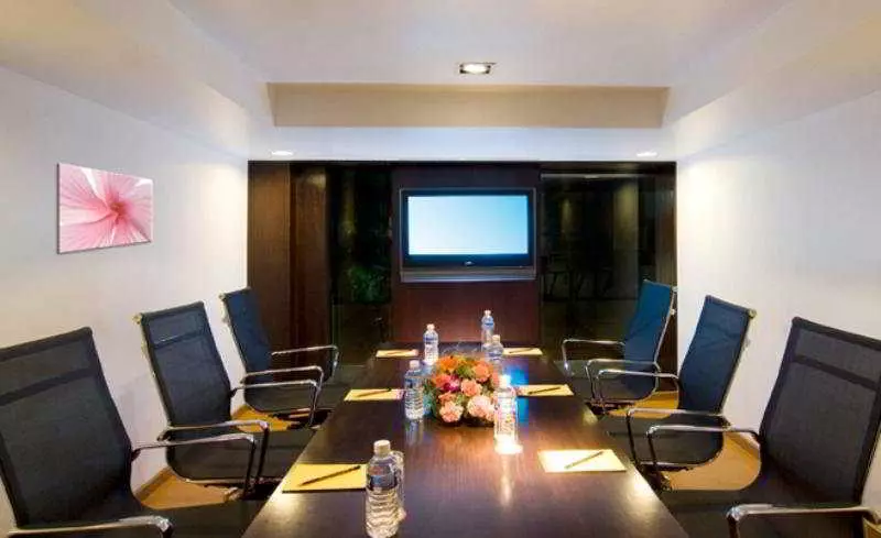 Hotelli Iris The Business