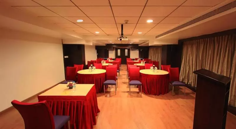 Hotelli Iris The Business