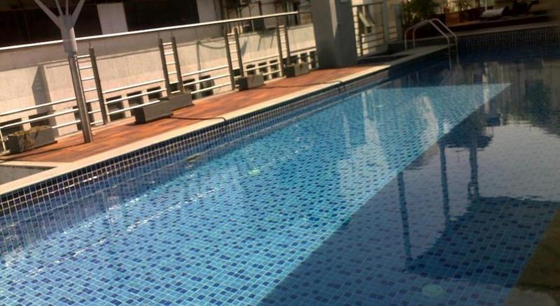 فندق Iris The Business