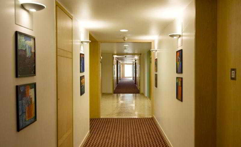 فندق Iris The Business