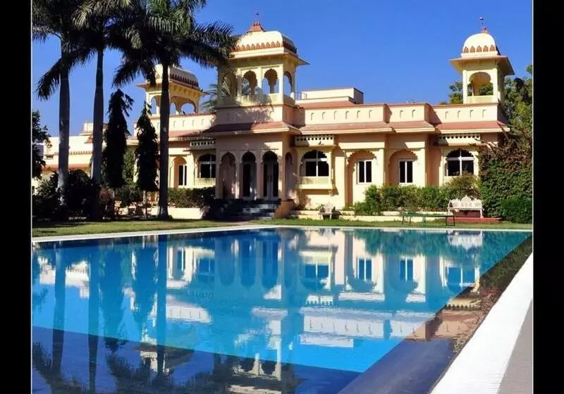 酒店 Jüsta Rajputana Resort & Convention Centre, Udaipur