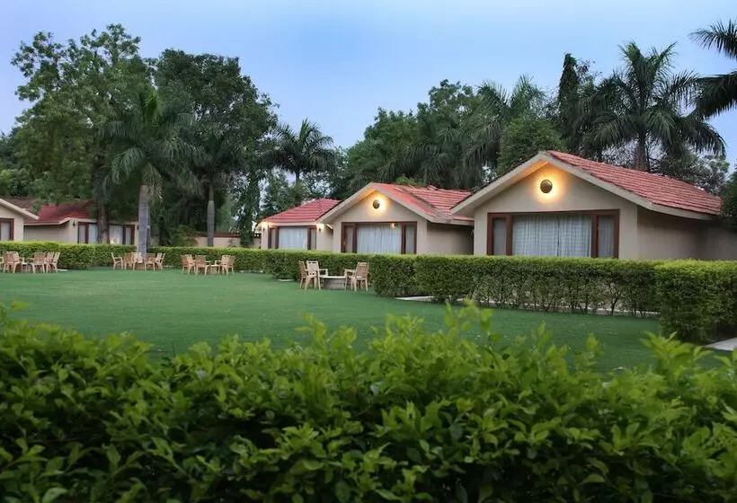 酒店 Jüsta Rajputana Resort & Convention Centre, Udaipur