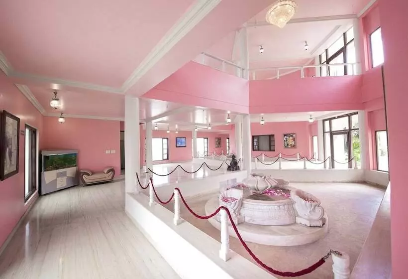 酒店 Jüsta Rajputana Resort & Convention Centre, Udaipur