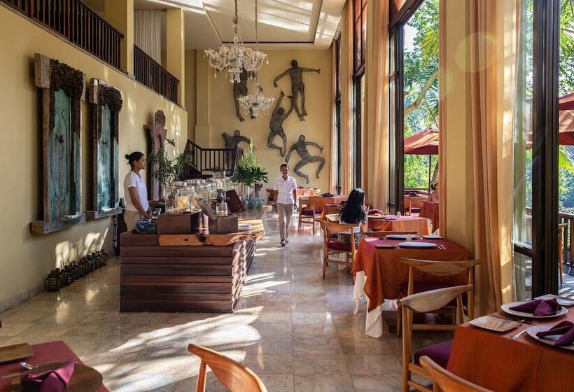 Hotel Komaneka At Bisma Ubud