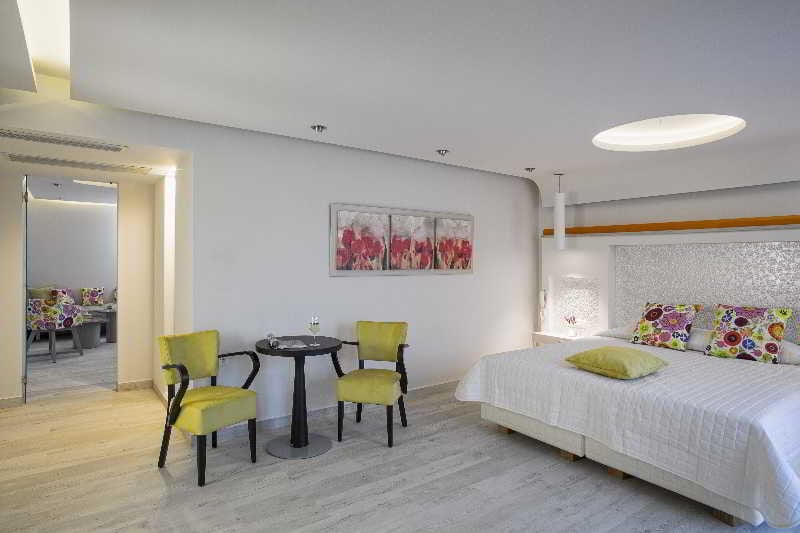 Hotel Kouros JNX