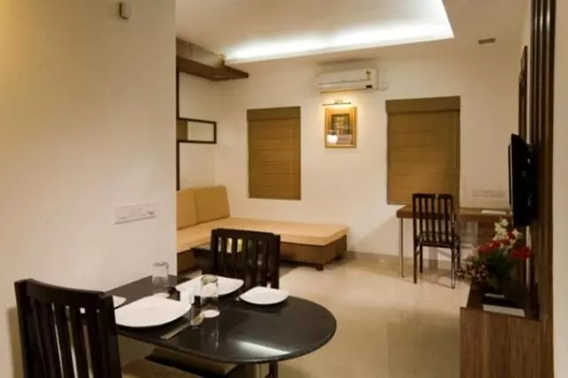 Hotel The Nines Business