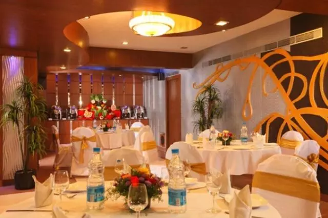 Hotel The Nines Business