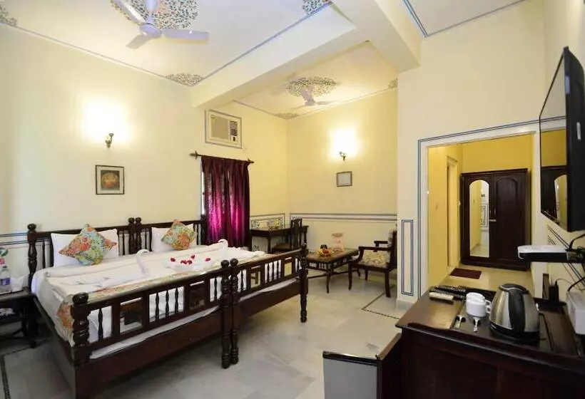 فندق Mahal  Khandela