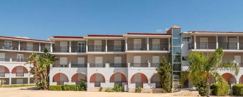 Majestic Hotel & Spa