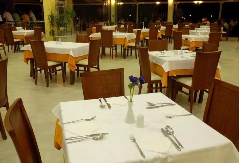 Majestic Hotel & Spa