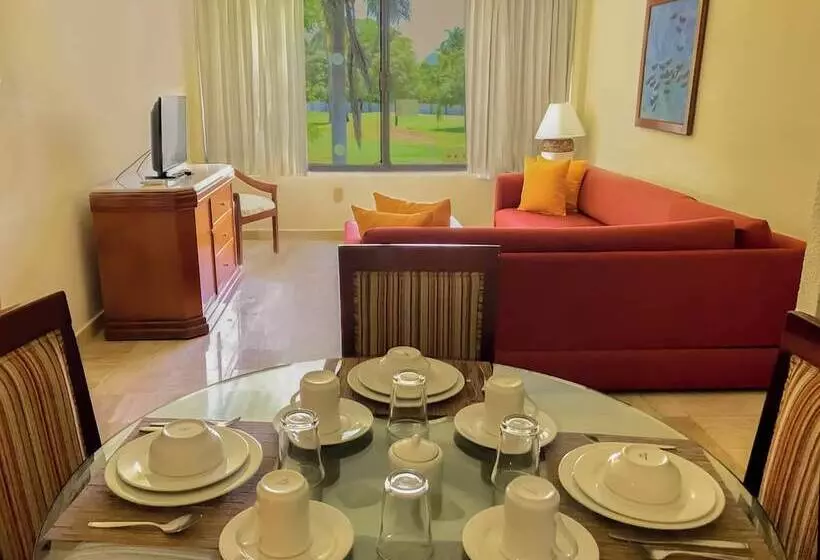 Отель Ocean Breeze Acapulco