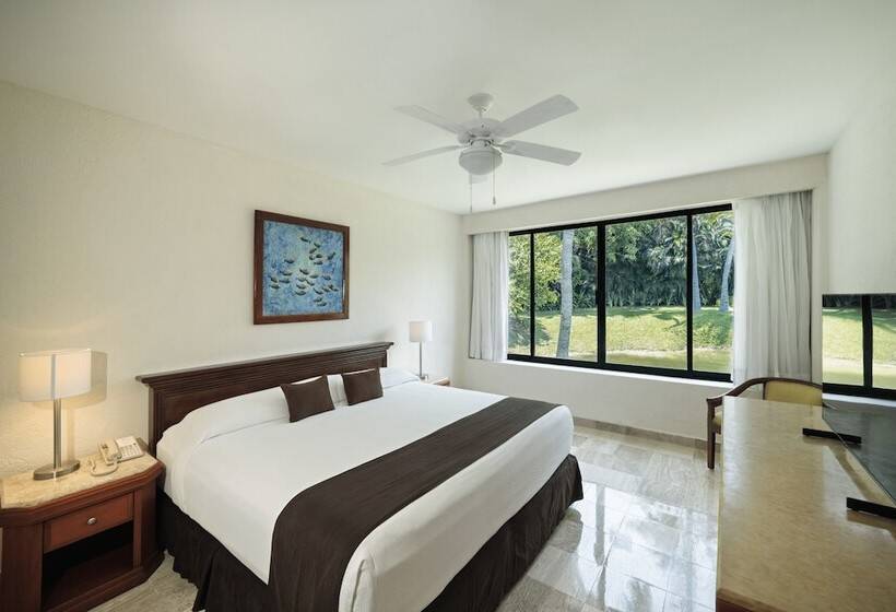 Отель Ocean Breeze Acapulco