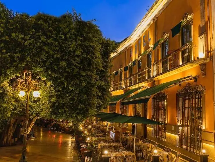 هتل Posada Santa Fe