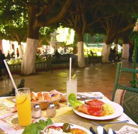 هتل Posada Santa Fe