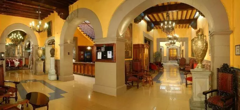 هتل Posada Santa Fe