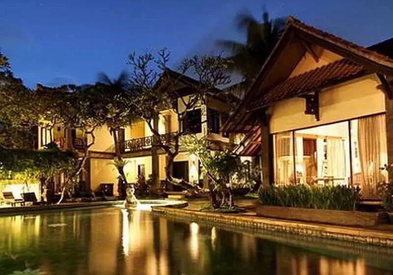 בית מלון כפרי Puri Mesari