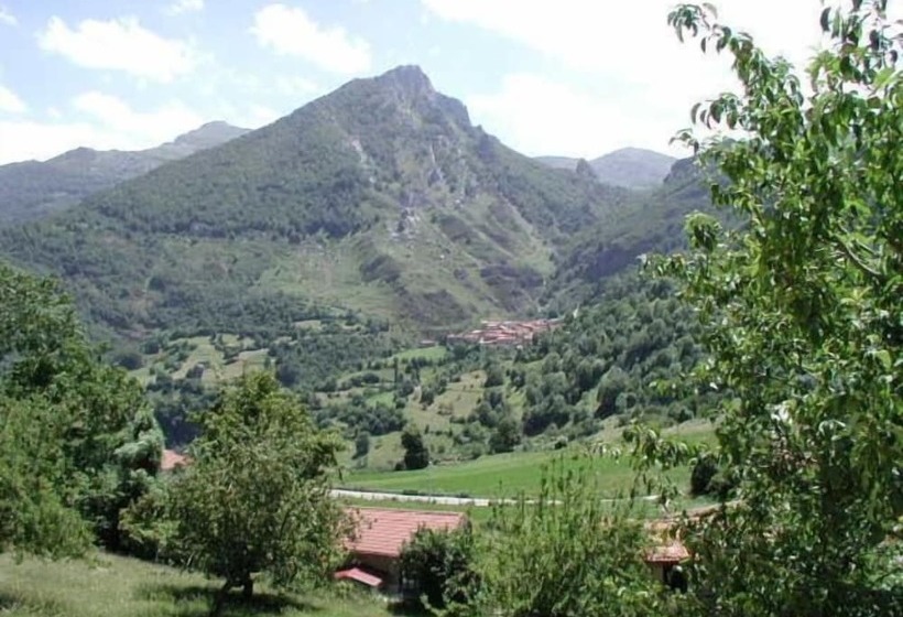 田舎風ホテル Rural El Sestil