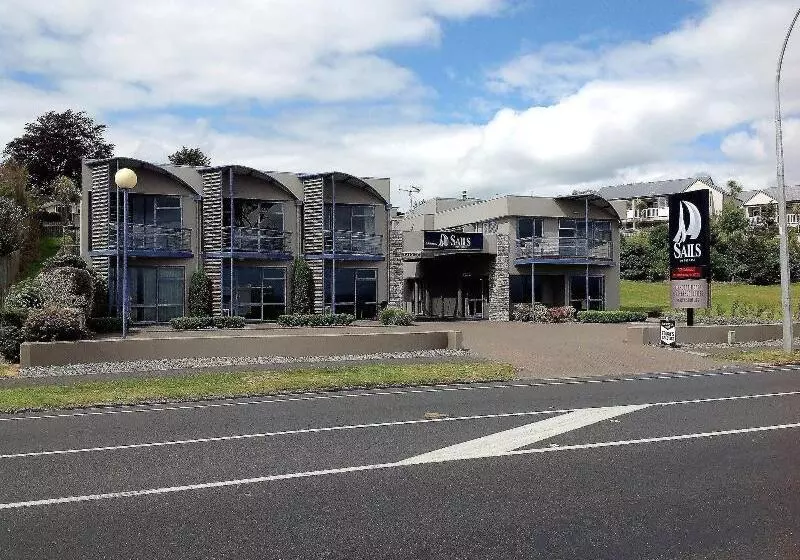 Hôtel Sails On The Lake