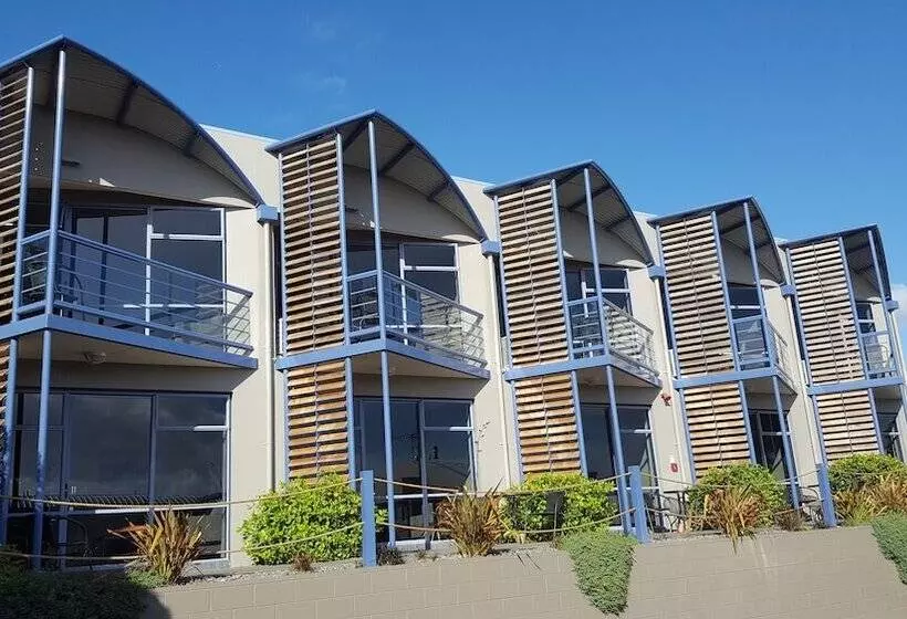 Hôtel Sails On The Lake