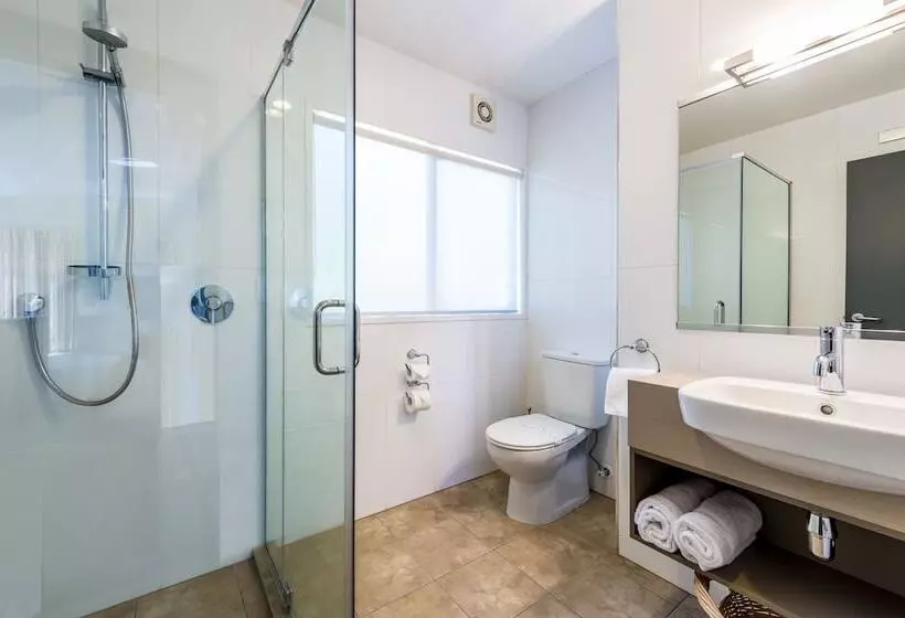 Hôtel Sails On The Lake