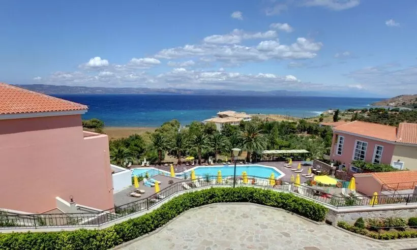 호텔 Sunrise Resort