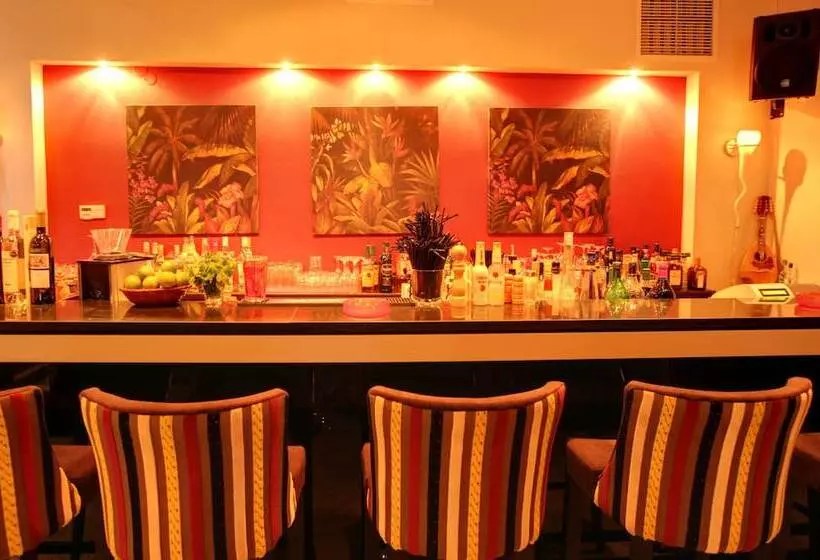 호텔 Sunrise Resort