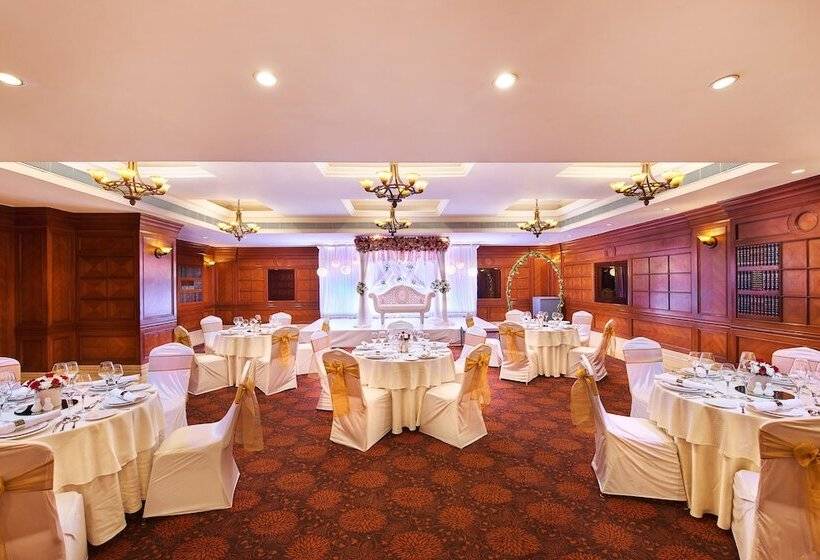 Hotel The Accord Metropolitan