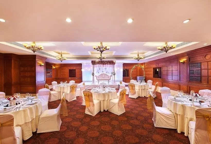 호텔 The Accord Metropolitan