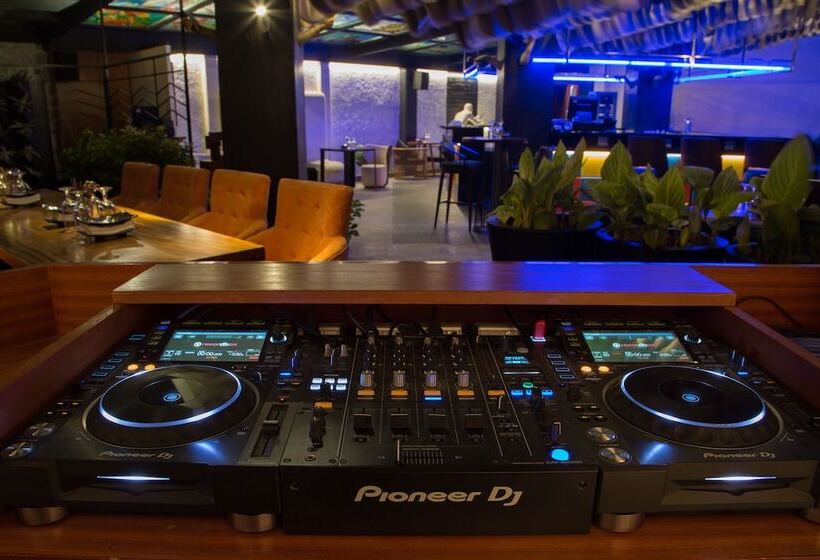 Hotel The Accord Metropolitan