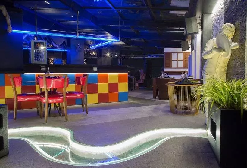 호텔 The Accord Metropolitan