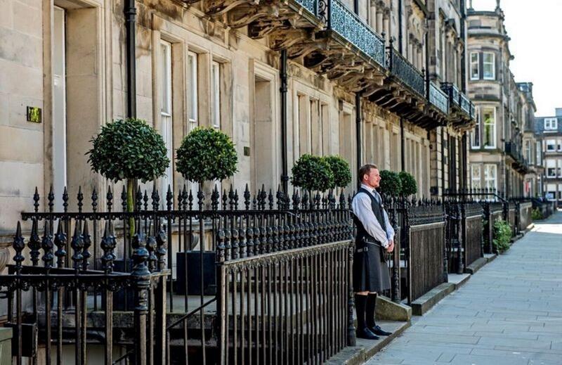 בית מלון כפרי The Chester Residence