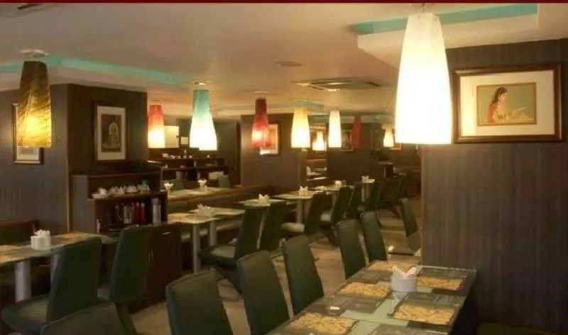 酒店 The Shelton Grand