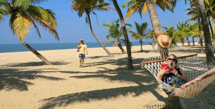 Hotel The Zuri Kumarakom  Kerala Resort & Spa