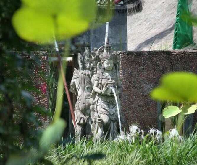 בית מלון כפרי Ubud Garden Villa