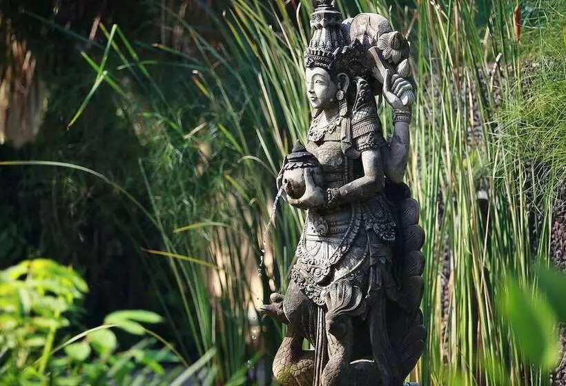 ホテル Ubud Garden Villa