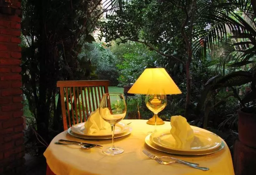 هتل Villa Ganz Boutique