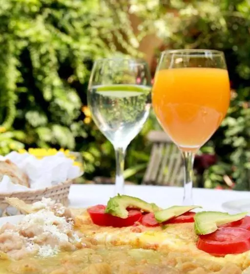 هتل Villa Ganz Boutique