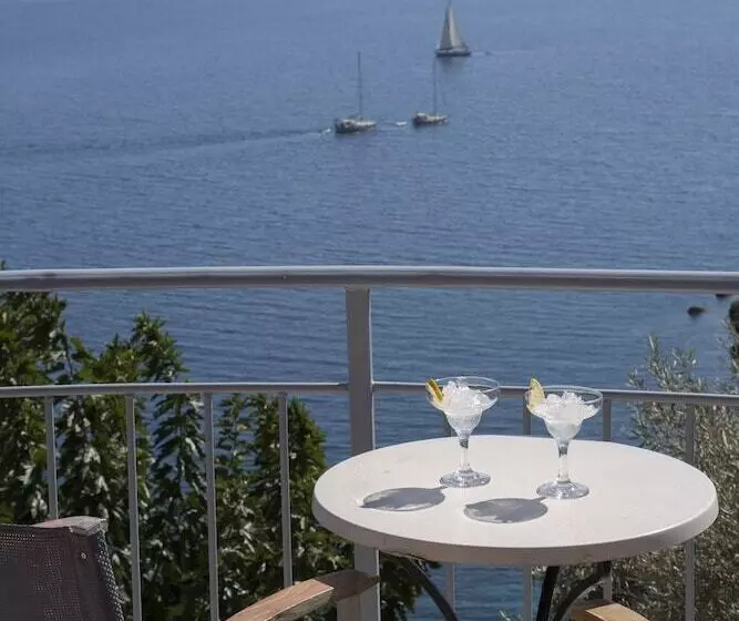 Red Tower Hotel Lefkada