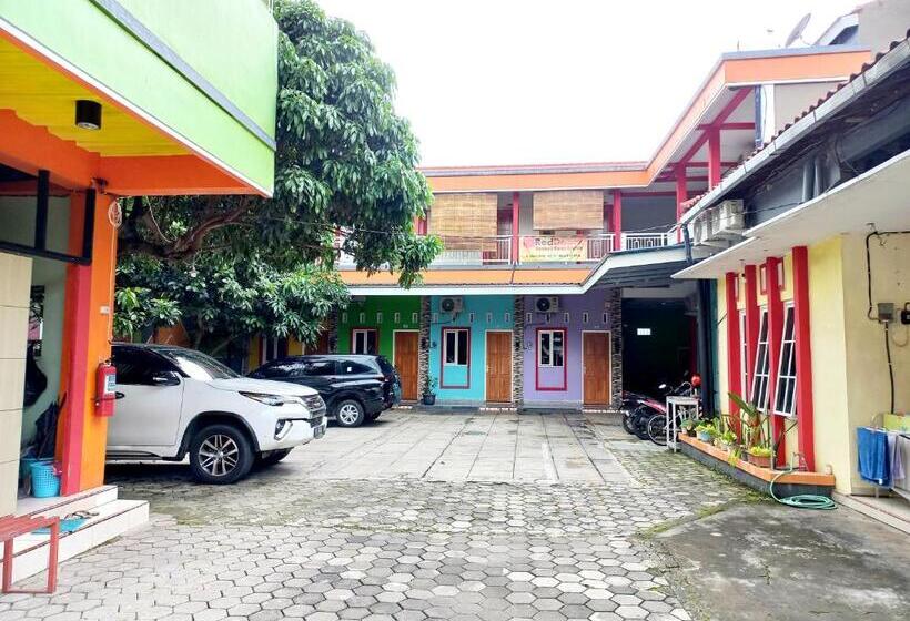 فندق Harmony House Syariah Near Alun Alun Pati Mitra Reddoorz