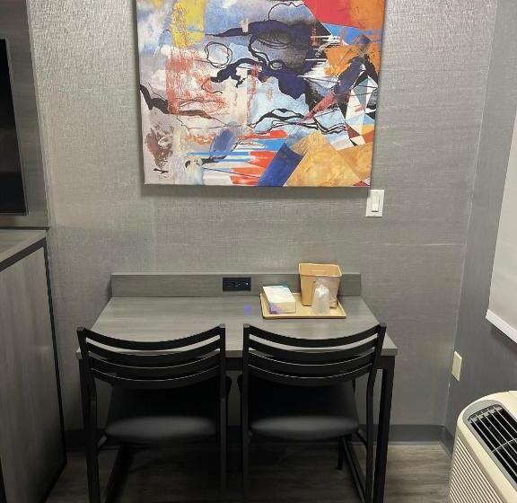 酒店 The Wayne Inn