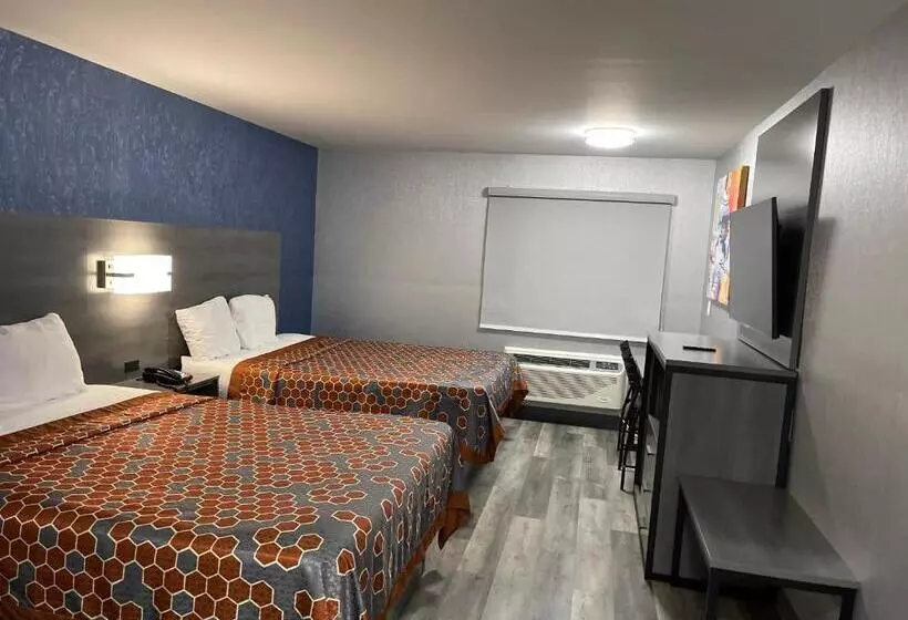 Hotelli The Wayne Inn