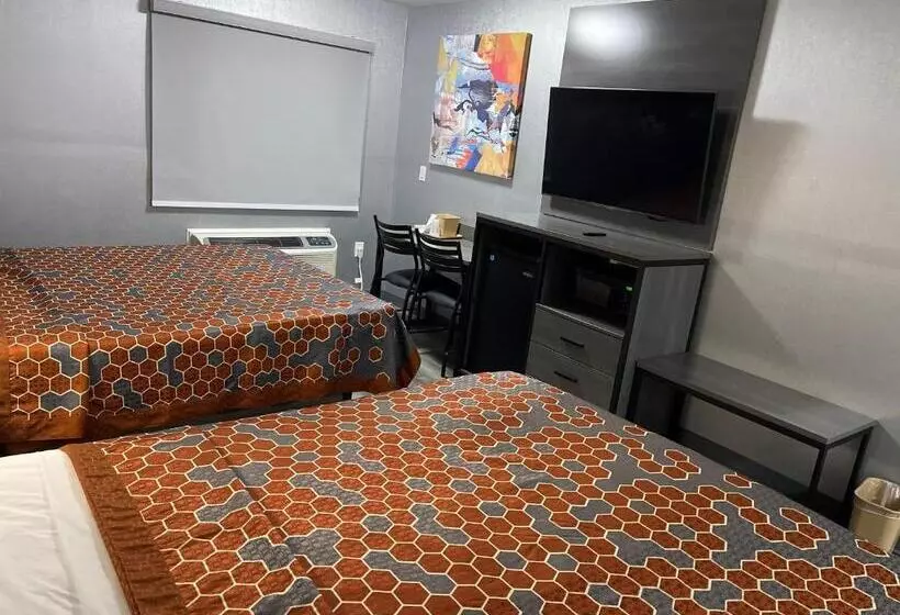 Hotelli The Wayne Inn