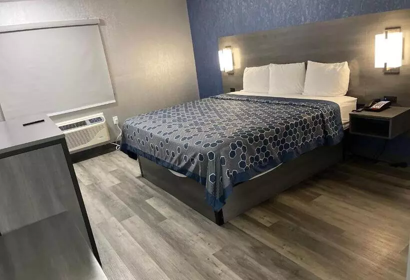 Hotelli The Wayne Inn