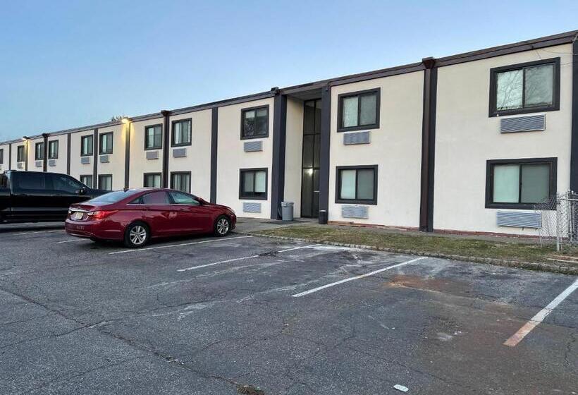 酒店 The Wayne Inn