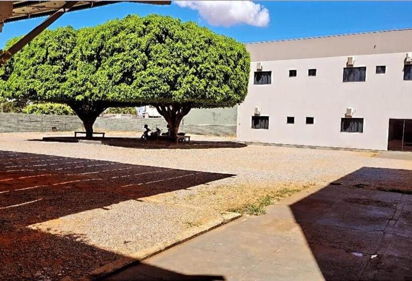 Отель Valentine