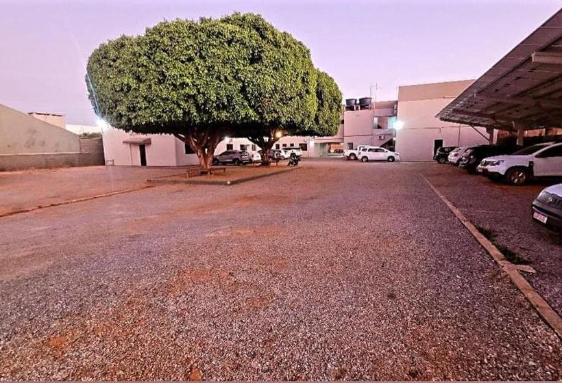 Отель Valentine