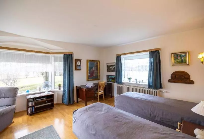 پانسیون Heidi Guesthouse